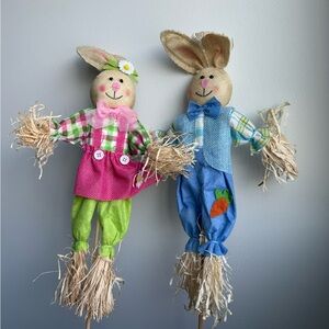 2 Easter Bunny Rabbit Straw Scarecrows Stick Figures Egg Hunting Decor
